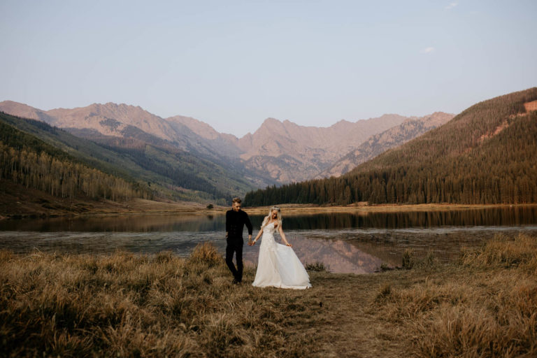 Pros and Cons of Eloping VS Tradition - mariahtreiberphotography.com
