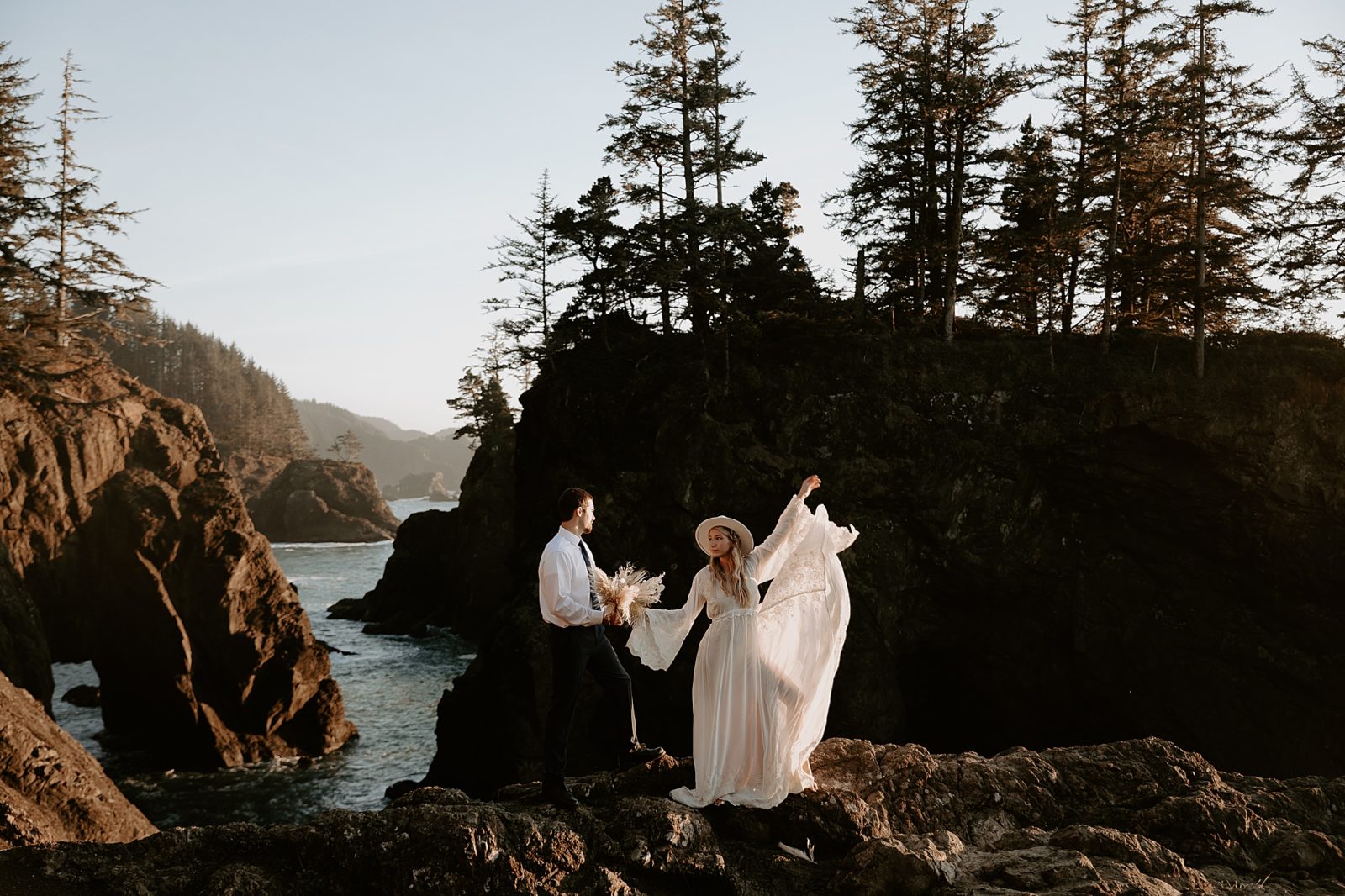 Epic Oregon Coast Elopement Locations