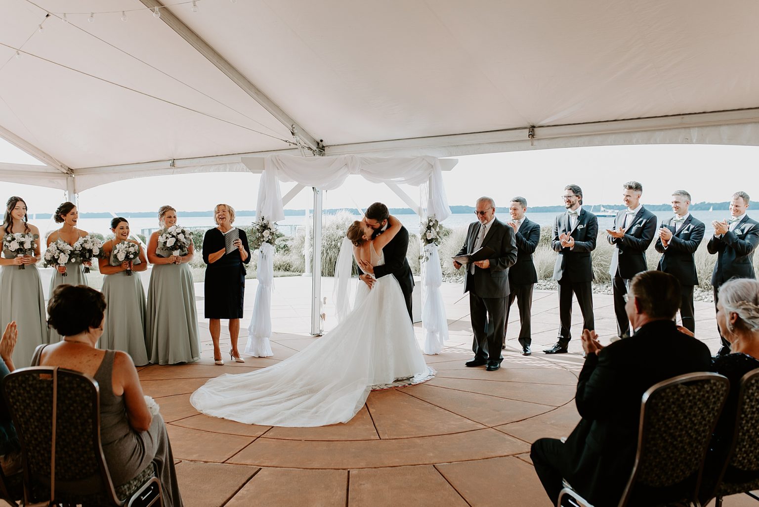 Lake Erie Wedding Venues Lakeside Weddings Mariah