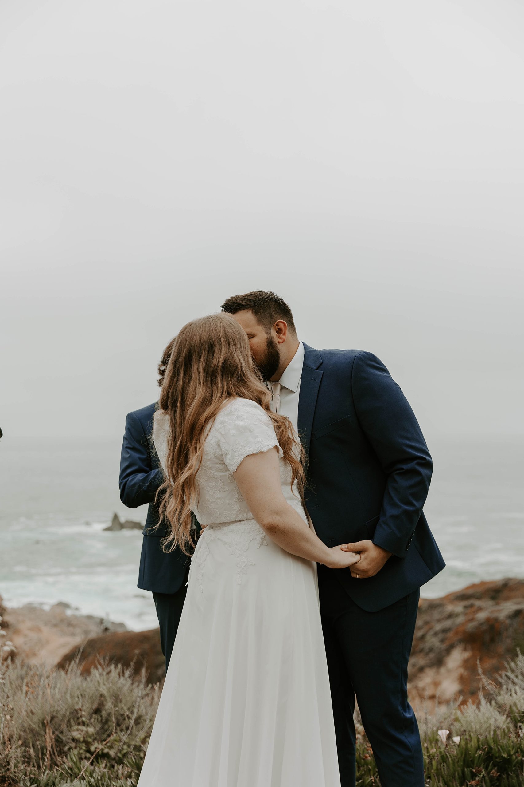 Big Sur Elopement photographed by Mariah Treiber Photography