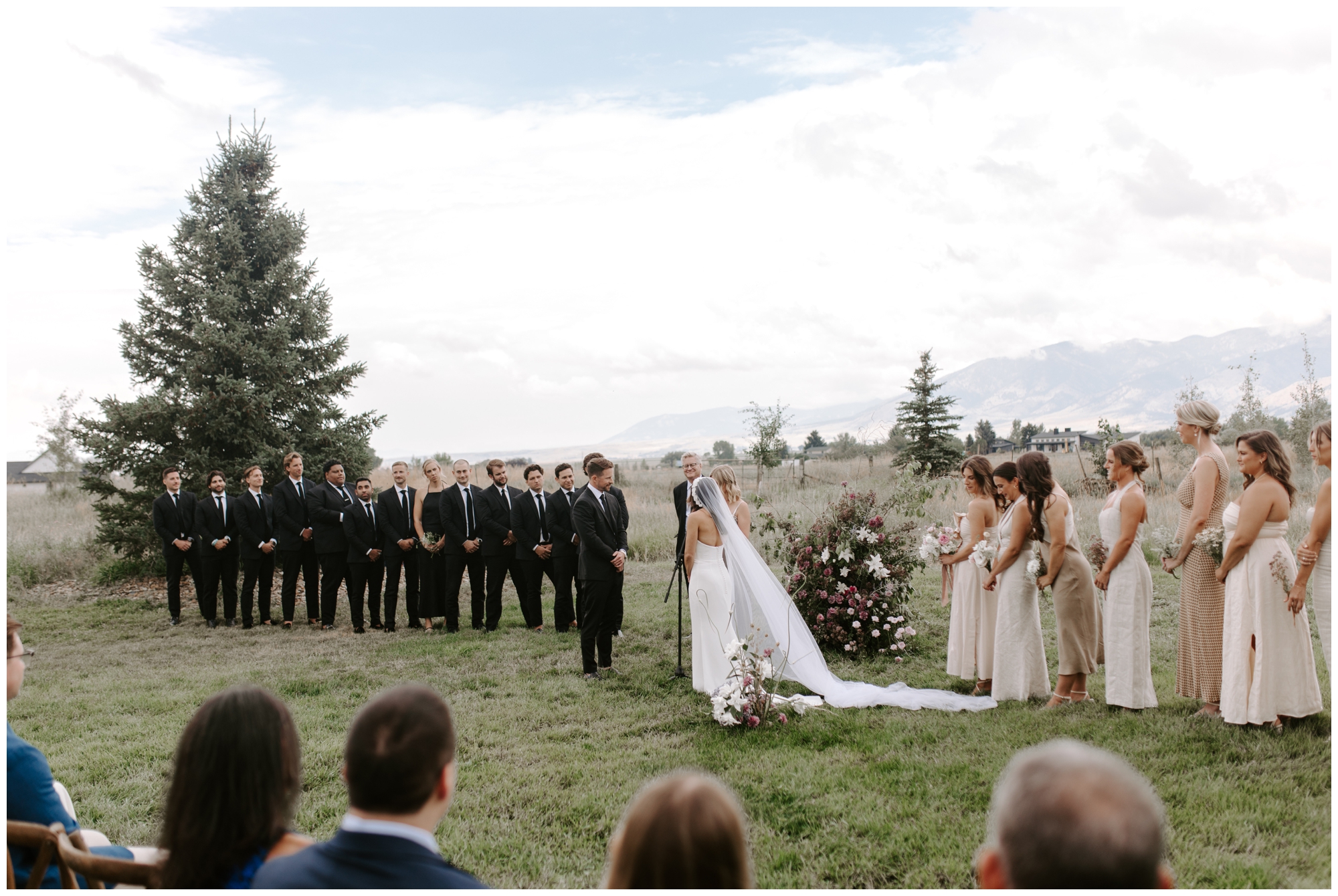 bespoke mountain wedding in Montana